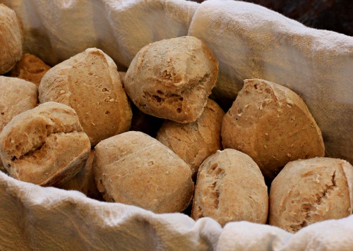 Bread 101 –  How to Make Oatmeal Rolls