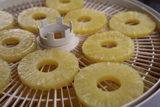 How to Dehydrate Canned Pineapple