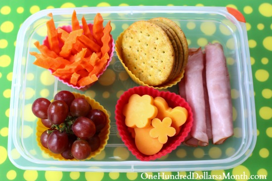 Bento Box Ideas – Ham Rolls, Carrot Sticks, Crackers and Cheddar Shapes