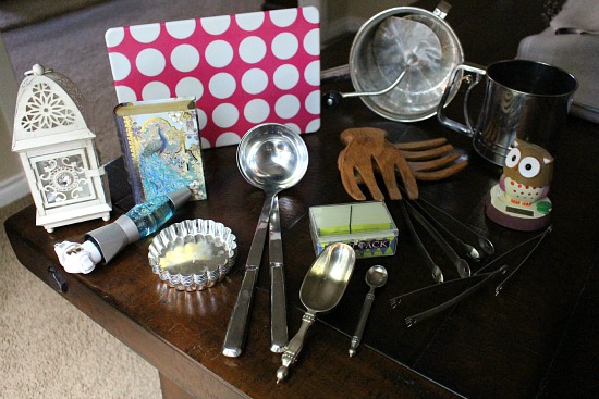 Getting Rid of 1,000 Things – Cookie Cutters, Pickle Forks, Hutzler 571 Banana Slicer and More